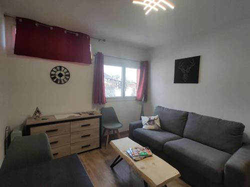 Photo de la galerie de l'établissement Résidence Seignon - Studio tout confort au cœur de Vars les Claux MAE-9971, à Vars