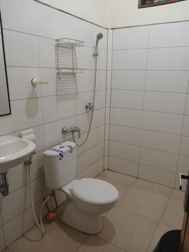 Ένα μπάνιο στο Dannyjuljol Homestay