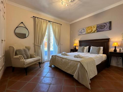 En eller flere senge i et værelse på La Perla de Marakech