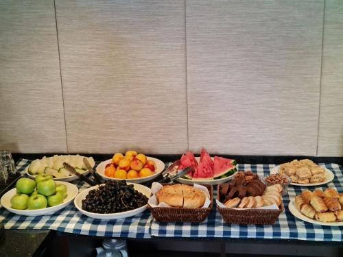 Jídlo v hotelu nebo okolí