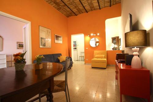 Manara Holiday House