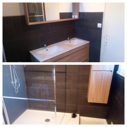 - deux photos d'une salle de bains avec un lavabo et une douche dans l'établissement Maison Beaussais sur Mer Ploubalay, à Ploubalay