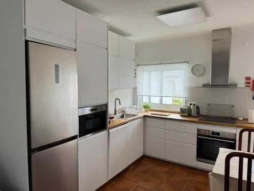 Η κουζίνα ή μικρή κουζίνα στο Cabo Sardão Guest House - Apartment