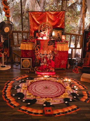 a room with a mandala on the floor at TantraLoka Retreat Centre in Arambol