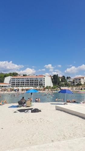 Apartment Banjol 137