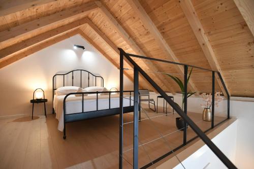 Ένα ή περισσότερα κρεβάτια σε δωμάτιο στο Ruzarica Home