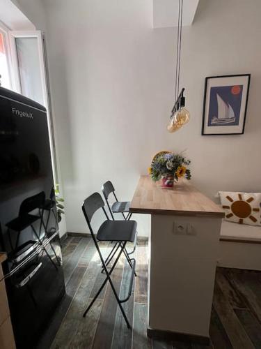 Studio Central Ancien Hotel Salomon XVIe siècle