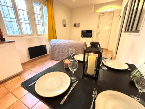 Photo de la galerie de l'établissement Le Petit Granet - Hyper centre - calme absolu, à Aix-en-Provence