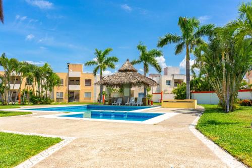 Πισίνα στο ή κοντά στο New Apt Celebrate Mexican Independence in Acapulco