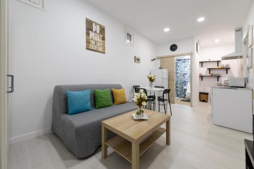 Piso nuevo lavapies, wifi, smart tv