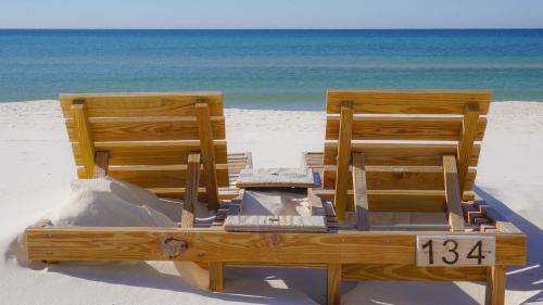 Ảnh trong thư viện ảnh của Landmark Holiday Beach ở Panama City Beach