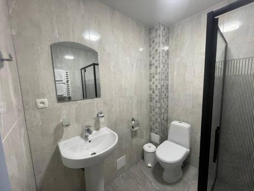 Ein Badezimmer in der Unterkunft D&T Hotel