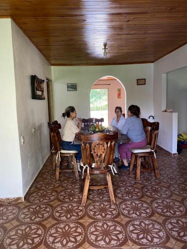 Επισκέπτες που μένουν στο Encantadora Casa Campestre en Suaita, Santander