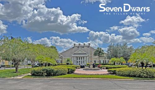 Villas at Seven Dwarfs Resort - Near to Disney photo 21