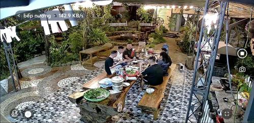 Εστιατόριο ή άλλο μέρος για φαγητό στο Boss cà phê & Homestay Nguyên căn