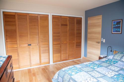 Ένα ή περισσότερα κρεβάτια σε δωμάτιο στο Quiet 3 bedroom house 2 min walk from UNESCO shrines