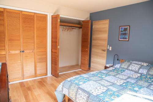 Ένα ή περισσότερα κρεβάτια σε δωμάτιο στο Quiet 3 bedroom house 2 min walk from UNESCO shrines