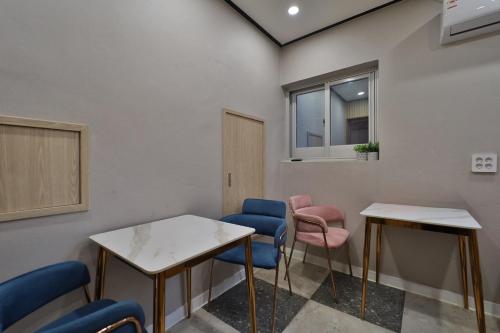 Gallery image of No25 Samcheonpo in Sacheon