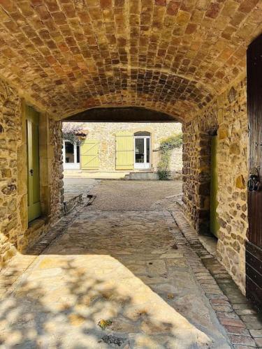 Le Gîte Mas de Novis Vieux Mas du XVIIIe siècle