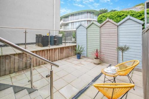 Balkón nebo terasa v ubytování 2 Rockham - Luxury Apartment at Byron Woolacombe, only 4 minute walk to Woolacombe Beach!