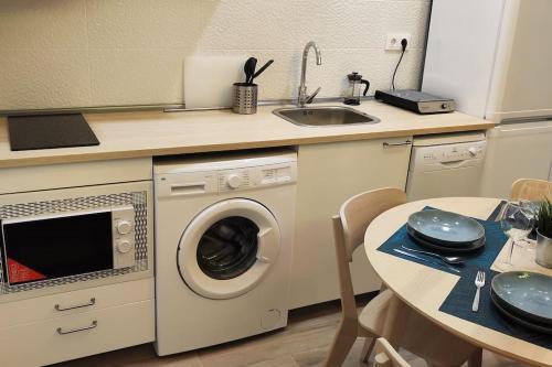 Apartamento entero Junto a Cuatro Caminos con licencia del Ayto de Madrid