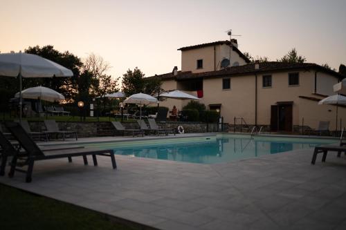 Πισίνα στο ή κοντά στο Borgo Santa Maria in Valle