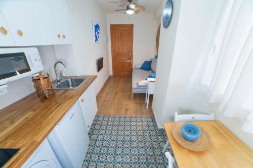 3 Bedrooms City Center and Beach