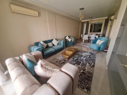 Shared City Stay at Midtown Compound next to the AUC University