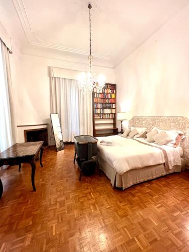 Luxury Liberty Apartment