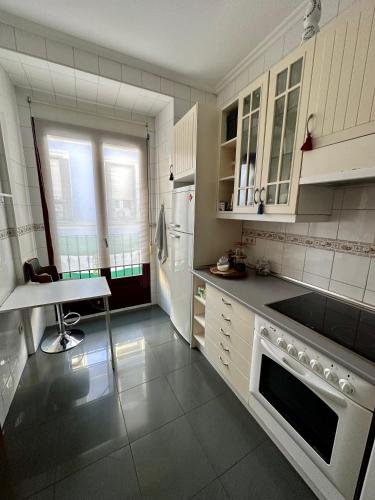 Habitación privada con balcones, centro Madrid, Malasaña