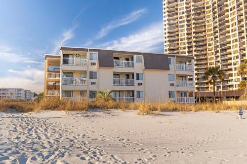 Beachside Condo - Sleeps 7! photo 53
