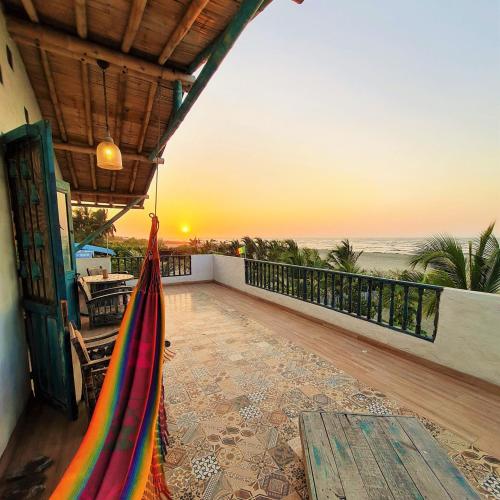 Eco-Hotel Chevere Beachにあるバルコニーまたはテラス