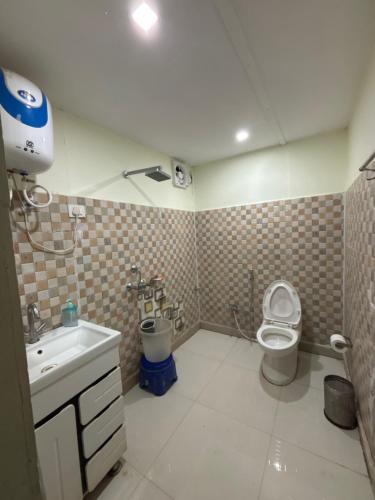 The Green Valley Resort Kanatal衛浴