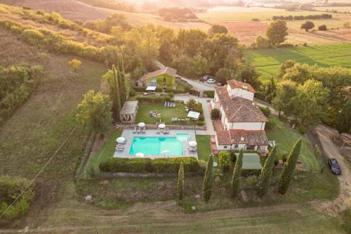 Πισίνα στο ή κοντά στο Borgo Santa Maria in Valle