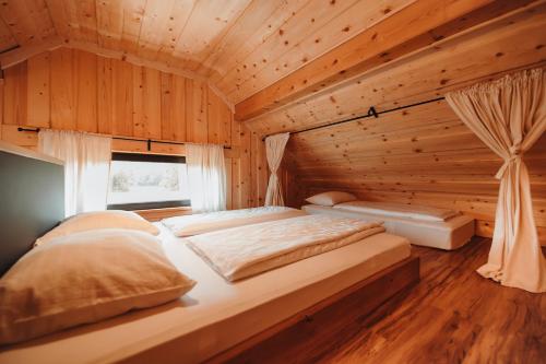 Postel nebo postele na pokoji v ubytování Ranč Mackadam Ranch Mackadam