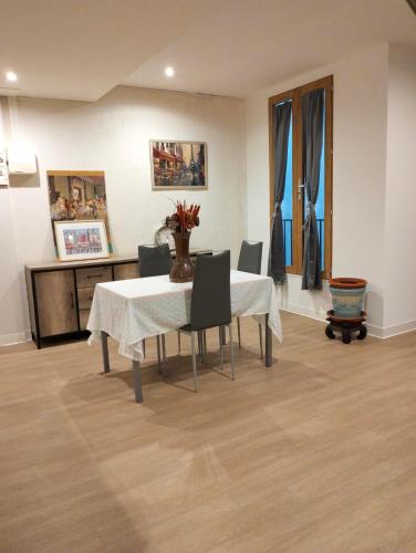 Khu vực ghế ngồi tại Le calme en centre ville