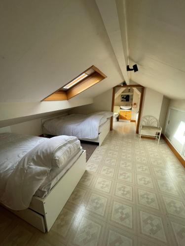 Photo de la galerie de l'établissement Chambres avec Salle de Bains Privative, au Blanc-Mesnil