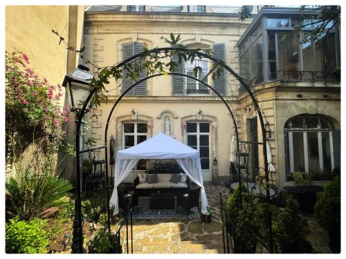 2eme étage privé de notre maison-Accès au jardin-Smart tv-Streaming-Wifi