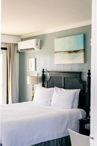 Gallery image of Seaside Laguna Inn & Suites in Laguna Beach