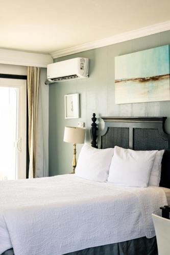 Gallery image of Seaside Laguna Inn & Suites in Laguna Beach
