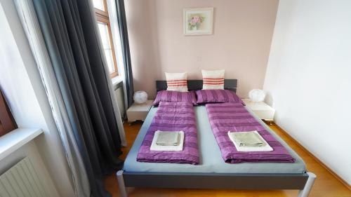 CozyNite Premium Apartment Hernals 2