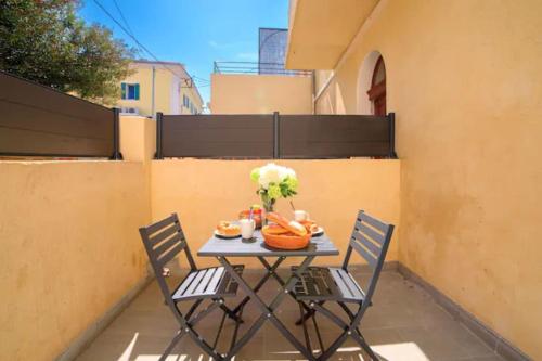 Superb studio with terrace, calm and tranquility