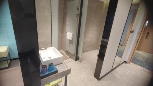 Φωτογραφία από το άλμπουμ του Echarm Hotel Foshan West Railway Station Luocun Branch σε Luocun