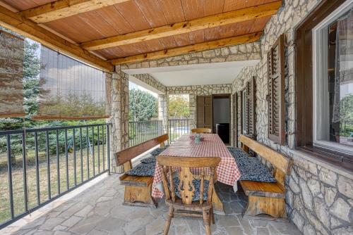 Family Villa Vema (Family Only)
