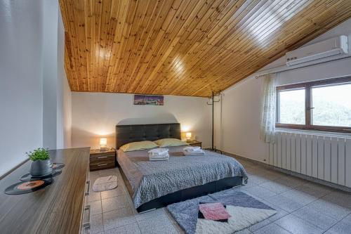 Family Villa Vema (Family Only)
