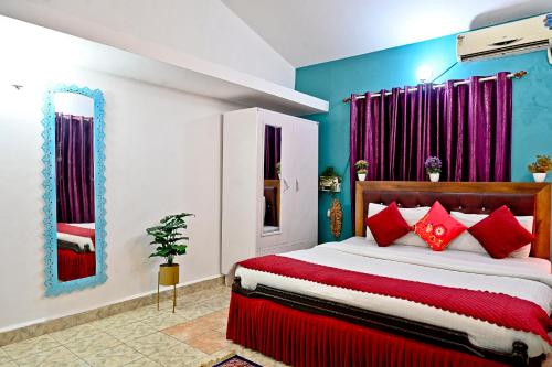 Katil atau katil-katil dalam bilik di GR Stays - 3Bhk Private Villa in Calangute with Private Jacuzzi Pool