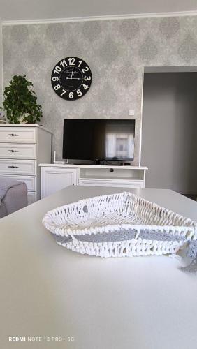 Televisyen dan/atau pusat hiburan di APARTMAN KRPELJ Banja Luka