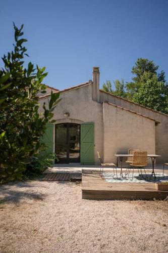 Agréable Maison Contemporaine en Provence