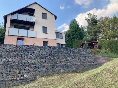 Chata Pastviny, Vlčkovice