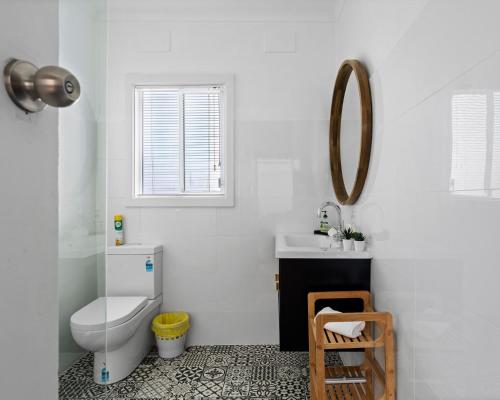 Ένα μπάνιο στο Cute Beach Escape 50m to Wamberal Beach